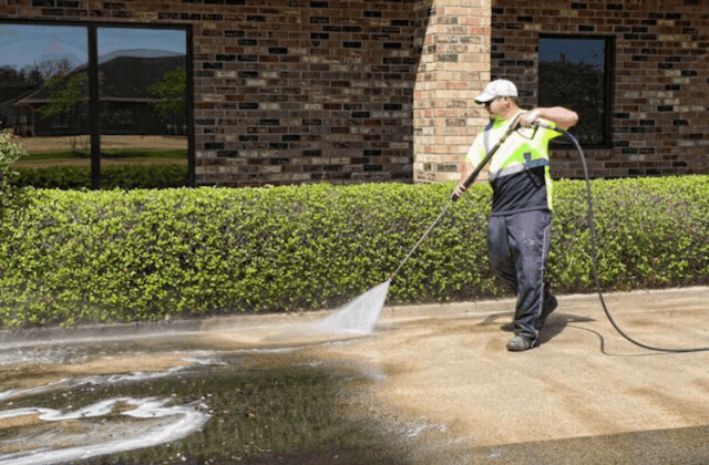 commercial concrete cleaning in greenville